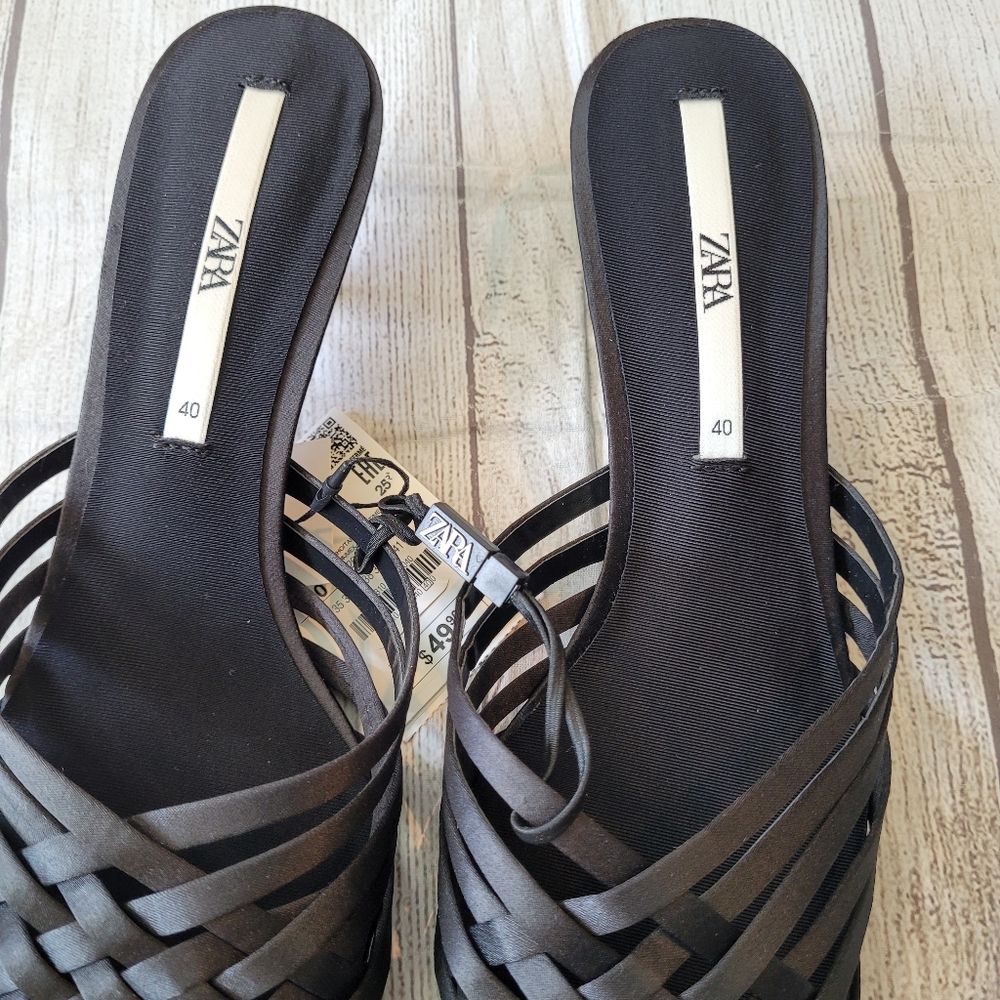 •SOLD• Zara Black Weaved Point Toe Kitten heel Mule Size 9 •New w/ Tag• - Picture 2 of 9